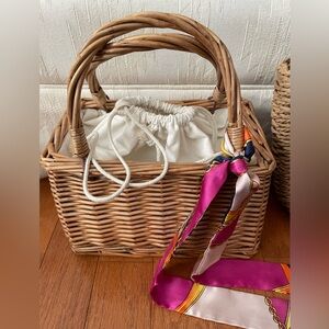 Stylish Tan Woven Handbag